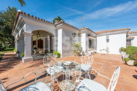 Beautiful Villa in Sotogrande Costa, Sotogrande.