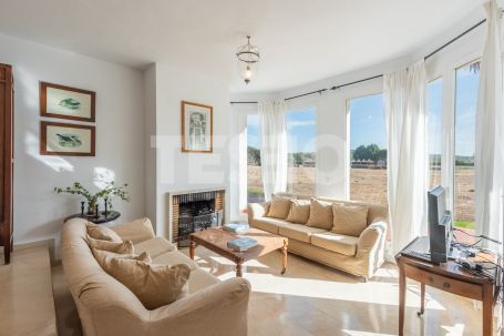 Wonderful apartment in the Campo de Polo development