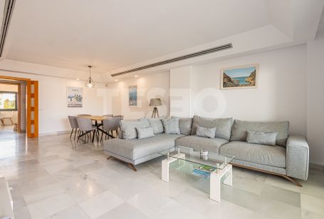 Wonderful apartment located in the prestigious El Polo development in Sotogrande.