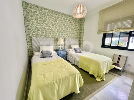 Wohnung zu vermieten in El Polo de Sotogrande, Sotogrande Costa