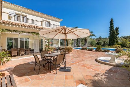 Beautiful Andalusian style villa in Sotogrande Alto