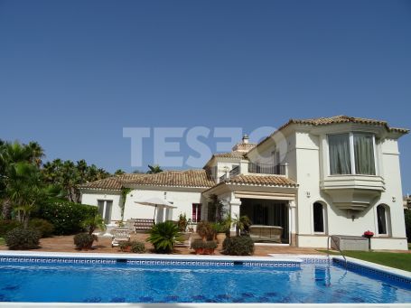 Schöne Villa im andalusischen Stil in Sotogrande Alto