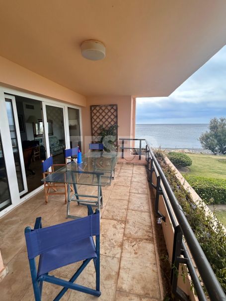 Apartment for rent with magnificent sea views