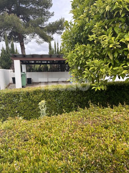 Traditional villa in an exclusive road of the A Zone, Sotogrande Costa