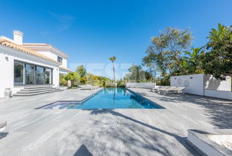 Completely Refurbished Villa in Kings and Queens overlooking the Royal Golf Course of Sotogrande