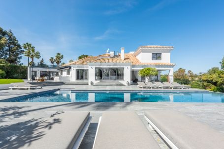 Completely Refurbished Villa in Kings and Queens overlooking the Royal Golf Course of Sotogrande