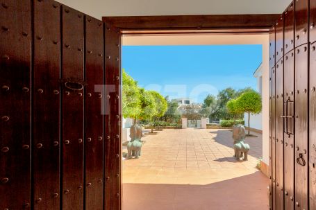 Lujosa villa mediterránea en venta en la zona G