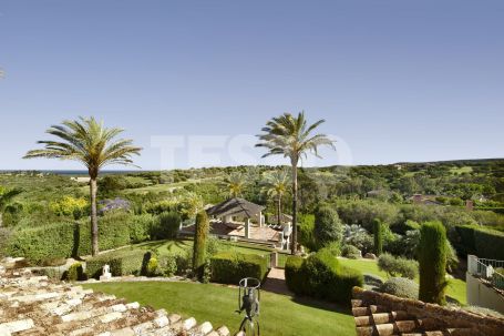 Villa with superb sea views for sale in Sotogrande Alto