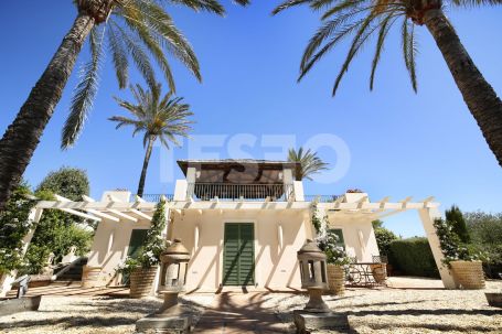 Villa en venta con magníficas vistas al mar en Sotogrande Alto