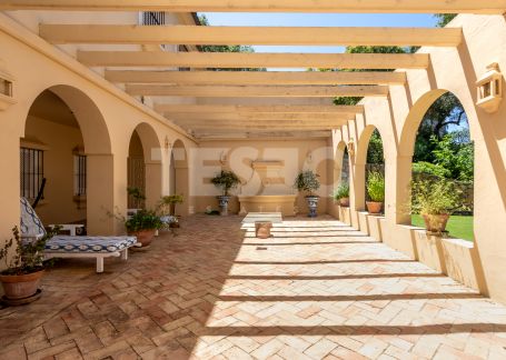 Exklusive Stadthaus in Los Patios de Valderrama, Sotogrande Alto