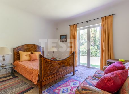 5 bedroom townhouse in Los Patios de Valderrama