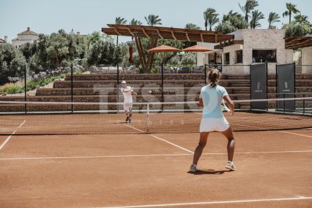 Villa NIWA: Ein Meisterwerk der Architektur in La Reserva de Sotogrande