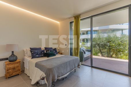 Stunning ground floor apartment for Summer rental in Vilage Verde.