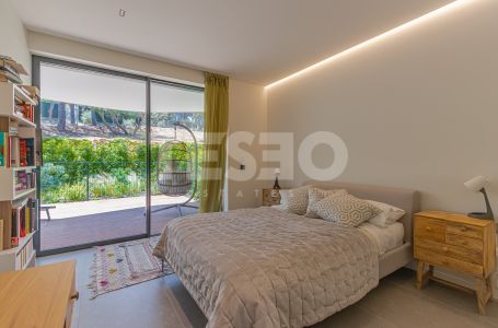 Stunning ground floor apartment for Summer rental in Vilage Verde.