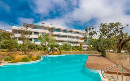 Stunning ground floor apartment for Summer rental in Vilage Verde.