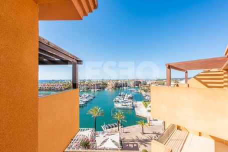 Espectacular Ático en Ribera del Marlin, Marina de Sotogrande