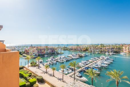 Espectacular Ático en Ribera del Marlin, Marina de Sotogrande
