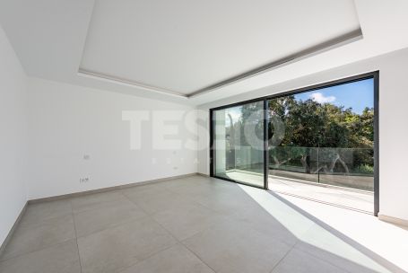 Discover Villa Quijote – A beautiful residence located on one of the finest streets in Sotogrande Alto (Zone C).