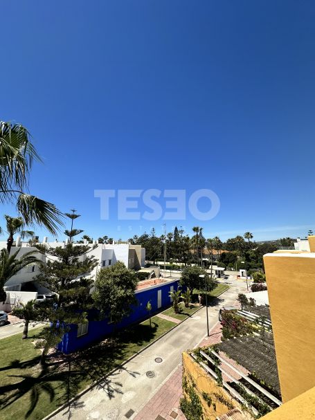UNICAL OPPORTUNITY IN 2nd PLAYA LINE, URB. SOTOGRANDE PLAYA