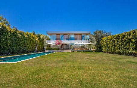 Luxuriöse Villa in Zona B, Sotogrande Costa