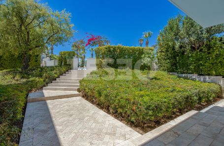 ELEGANT CONTEMPORARY VILLA FOR RENT IN SOTOGRANDE COSTA