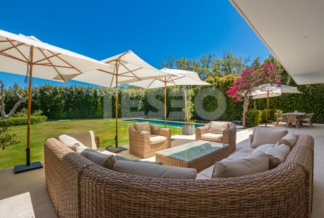 ELEGANTE VILLA CONTEMPORANEA EN ALQUILER EN SOTOGRANDE COSTA