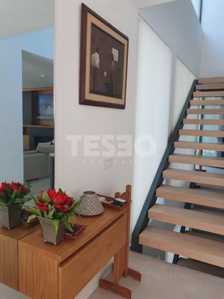 VILLA MENDOZA: Beeindruckende Villa im zeitgenössischen Stil im Herzen der Zone B, Sotogrande Costa