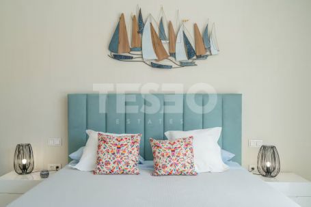 VILLA MENDOZA: Beeindruckende Villa im zeitgenössischen Stil im Herzen der Zone B, Sotogrande Costa