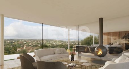 THE COLLECTION: Singular Villa projected on a large plot, south facing and with views of the sea and golf of La Reserva Golf Course