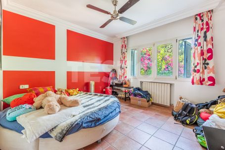 VILLA WITH CHARM IN THE A ZONE
