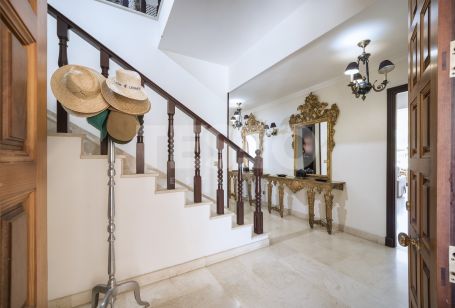 Magnificent villa in front line of the Old Course of San Roque Club, with partial sea views