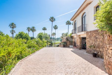 Villa offering spectacular views of the Real Sotogrande Golf Club , in one of the nicest roads in Kings and Queens