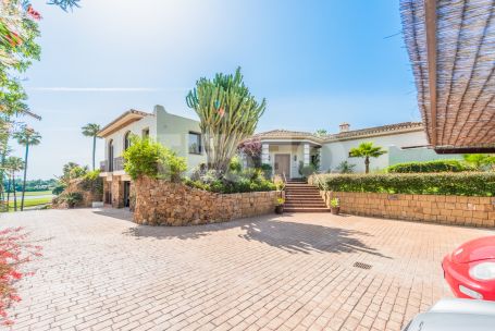 Villa offering spectacular views of the Real Sotogrande Golf Club , in one of the nicest roads in Kings and Queens
