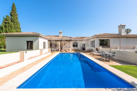 Villa offering spectacular views of the Real Sotogrande Golf Club , in one of the nicest roads in Kings and Queens