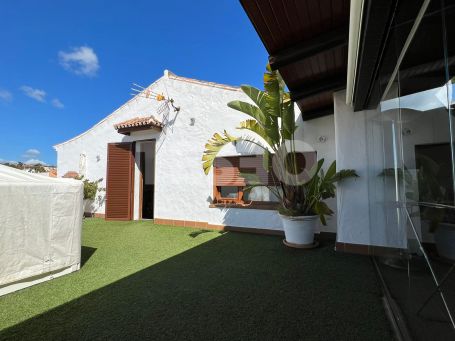Spacious family home built with excellent materials and located in the center of Pueblo Nuevo.