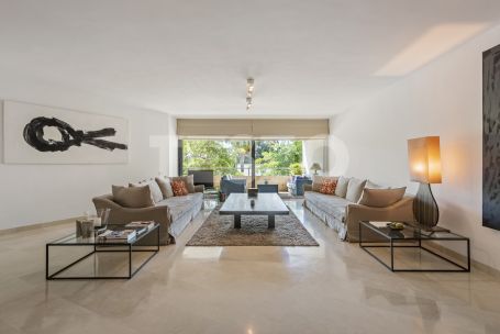 Apartamento en venta en Polo Gardens, Sotogrande