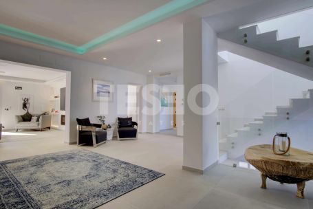 Modern, refurbished villa in the sought after area of Sotogrande Costa A zone.