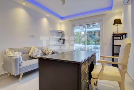 Modern, refurbished villa in the sought after area of Sotogrande Costa A zone.