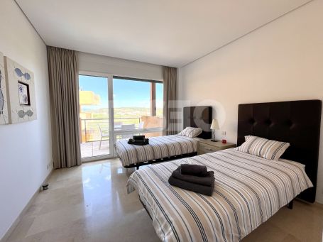 TWO-BEDROOM APARTMENT IN RIBERA DEL MARLIN IN THE MARINA OF SOTOGRANDE FOR SALE