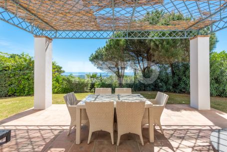 Stunning villa with panoramic views over the golf and sea.