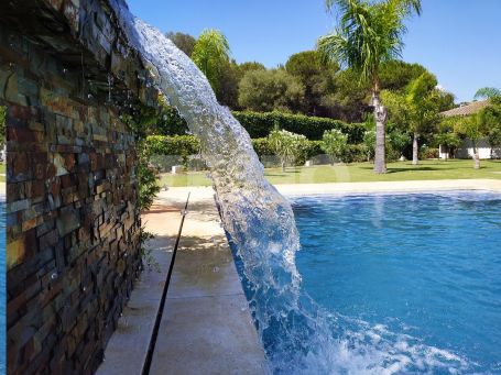 Villa Eivissa: beautiful colonial style villa with sea views