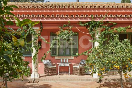 Charming Villa next to Valderrama Golf Course