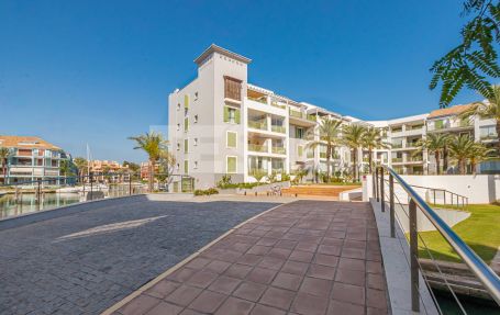 Appartement confortable de 3 chambres à louer dans la Marina de Sotogrande, locations longue et courte durée