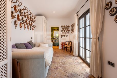 Exclusiva Casa Pareada de estilo andaluz en Patios de Valderrama