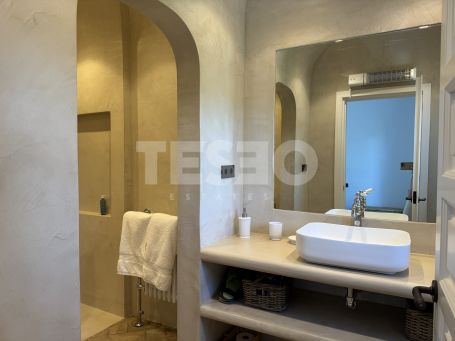 Exclusiva Casa Pareada de estilo andaluz en Patios de Valderrama