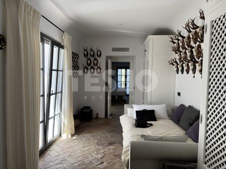 Exclusiva Casa Pareada de estilo andaluz en Patios de Valderrama
