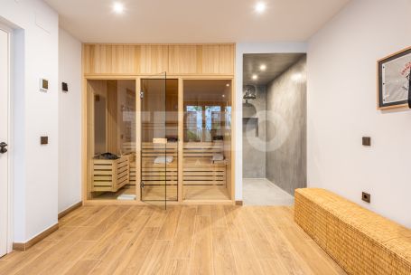 Exclusiva Casa Pareada de estilo andaluz en Patios de Valderrama