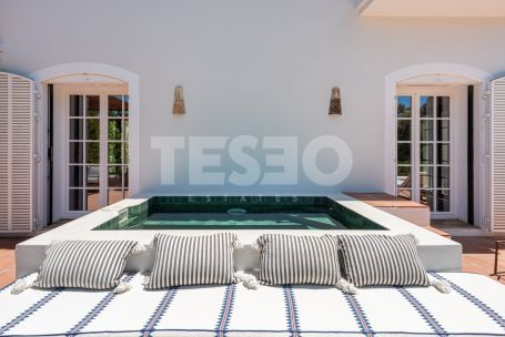 Exclusiva Casa Pareada de estilo andaluz en Patios de Valderrama