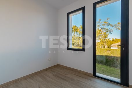 Brand New contemporary-style villa built in Sotogrande Alto