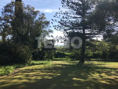 Flat plot with unique Sea Views in prime location of Kings and Queens